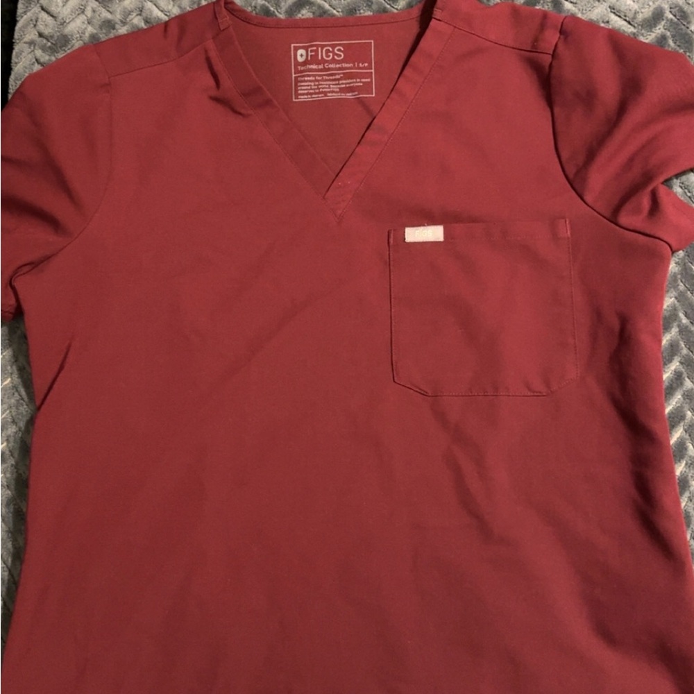 Figs Womens Burgundy Catarina V-Neck Scrub Top